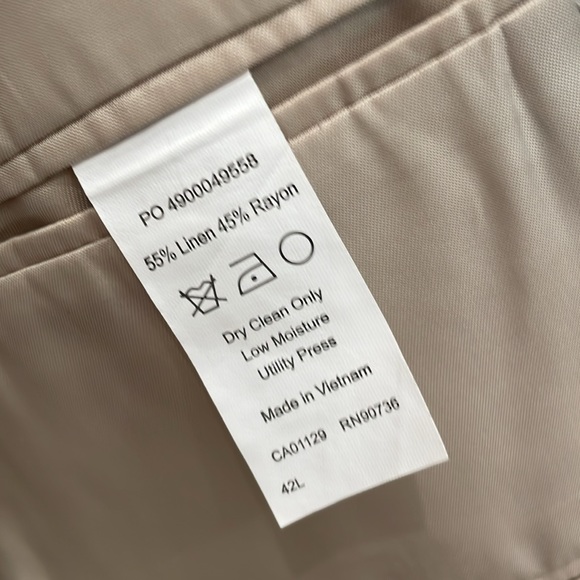 Calvin Klein NWT linen and rayon camel color blazer in size 42L - Picture 5 of 8